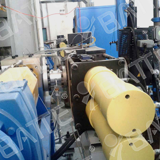 Plastic granulation melt pump