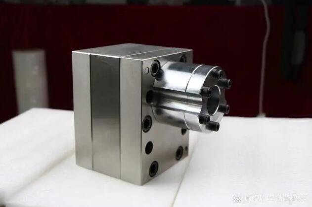 melt gear pump