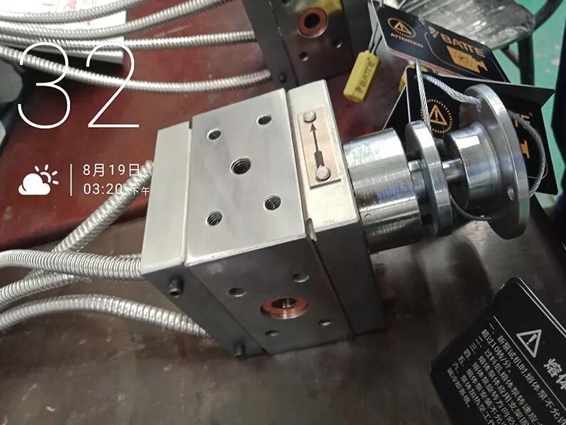 plastic film extruder melt pump