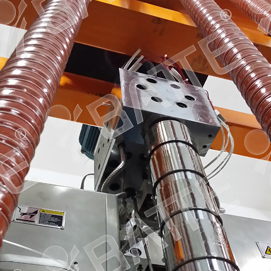 melt pump in extruder