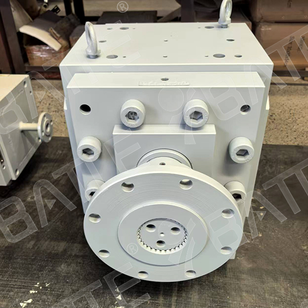 melt pump in extruder