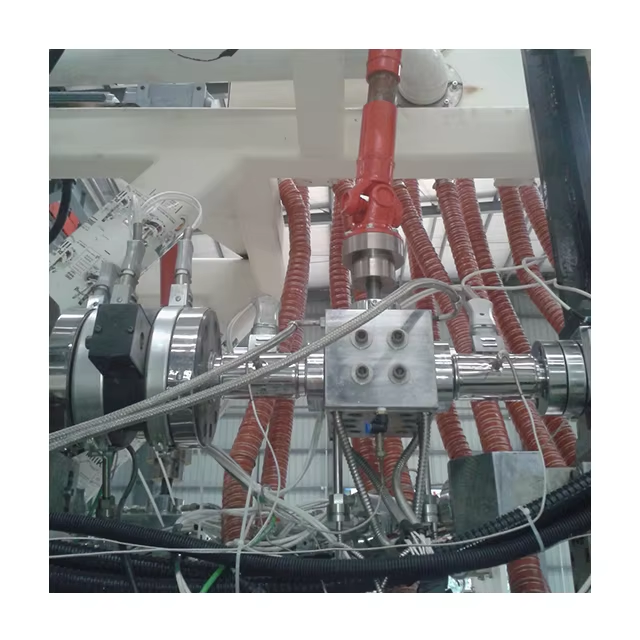 melt pump in extruder