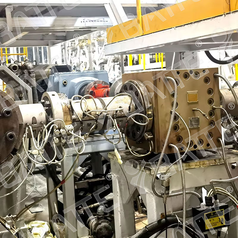 extrusion melt pump