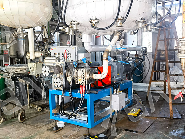 double column screen changer in PUR hot melt adhesive 