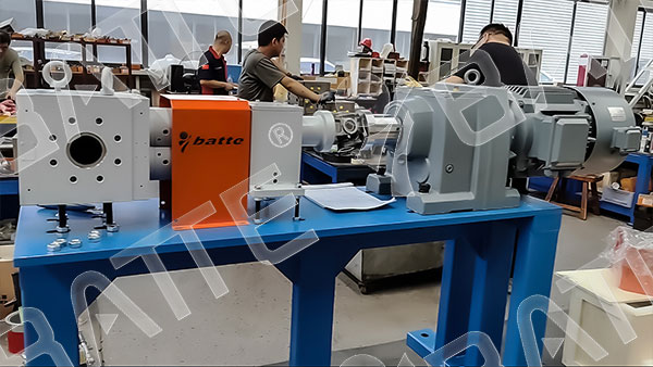 double shaft melt pump