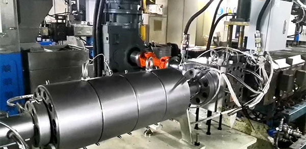 screen changer in extruder