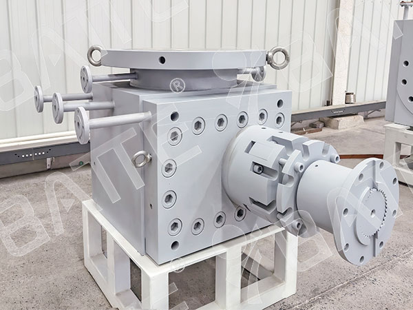 melt pump