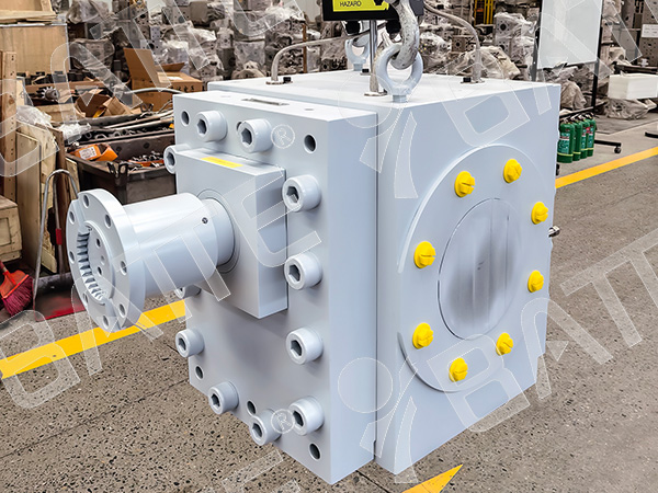 polymer melt pump