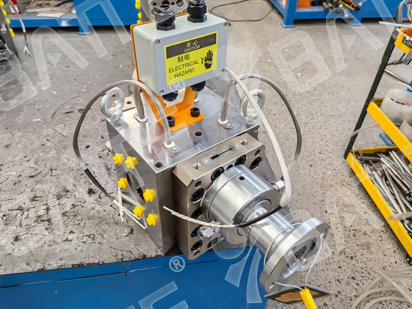 polymer melt pump