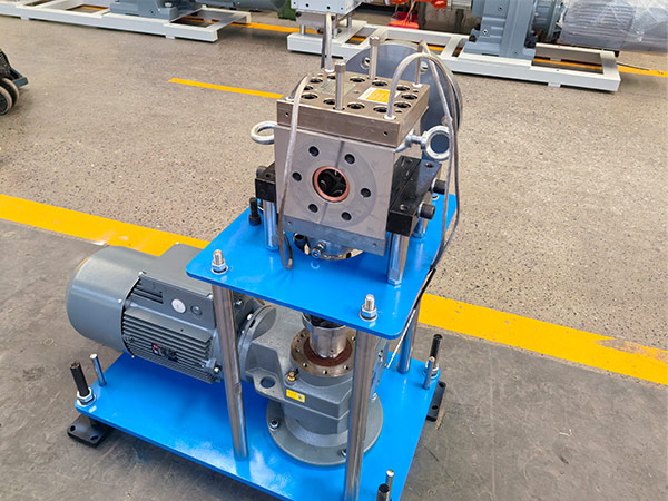 melt gear pump